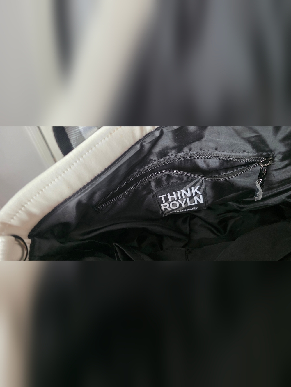 Think Royln White Bag - Picture 6 of 8